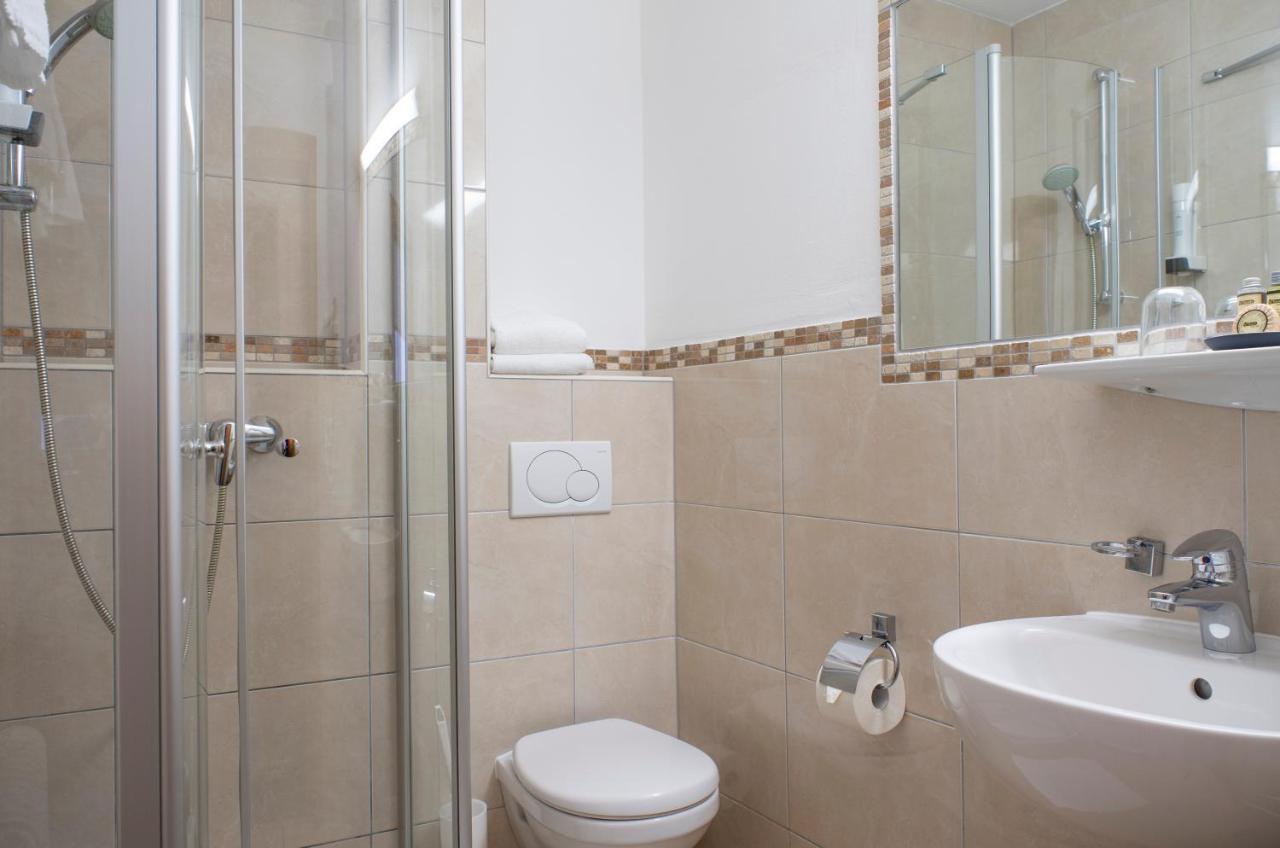 ראוריס Hotel Garni Wieshof מראה חיצוני תמונה