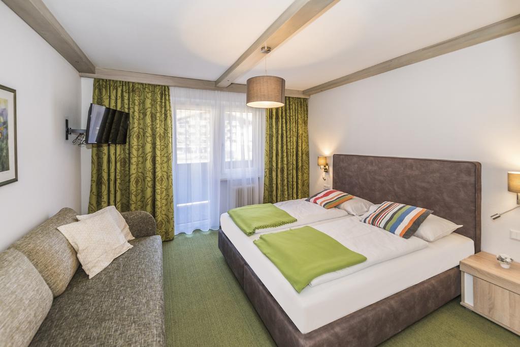 ראוריס Hotel Garni Wieshof מראה חיצוני תמונה